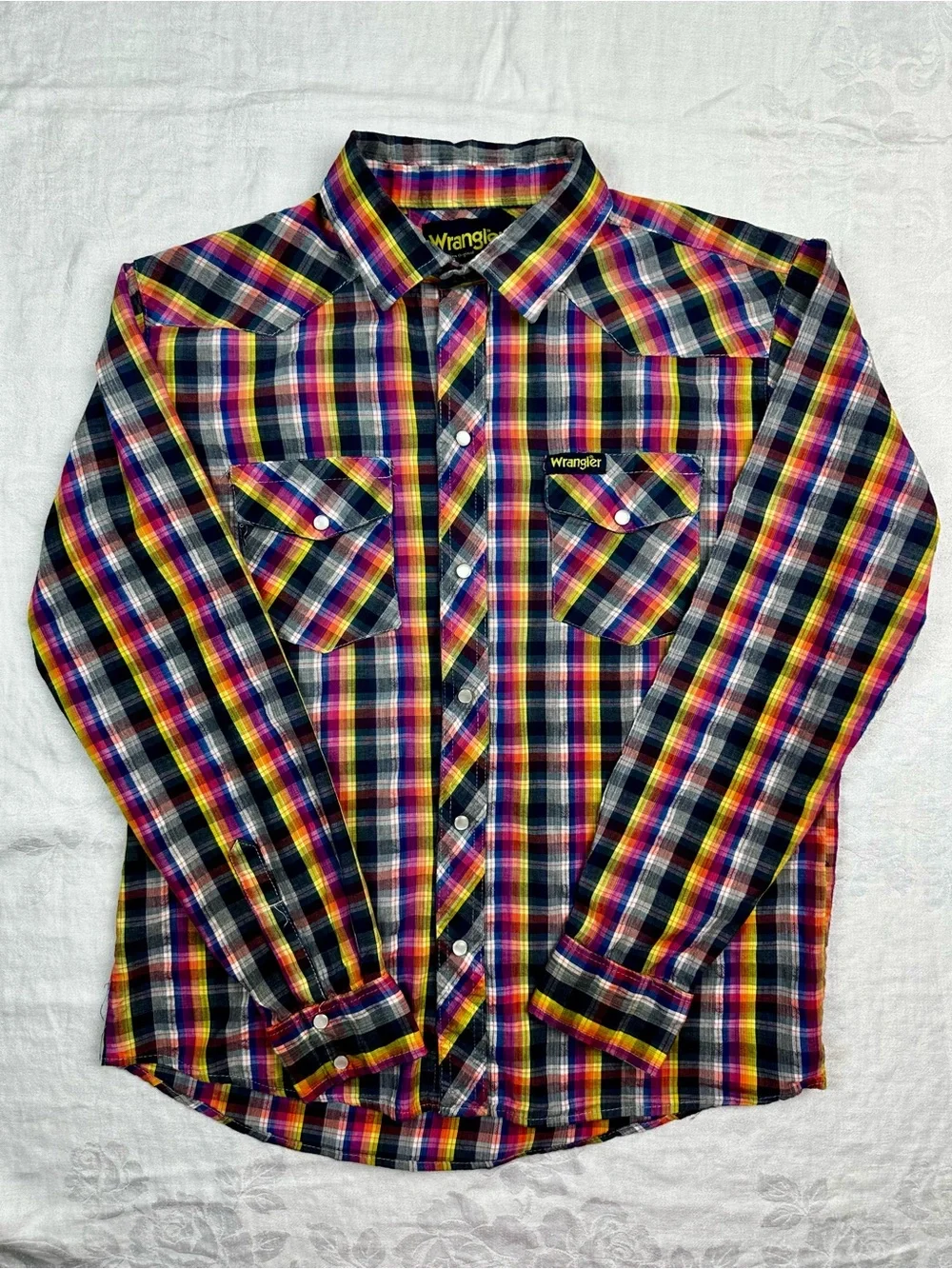 Wrangler Men's Multicolor Plaid Western Shirt